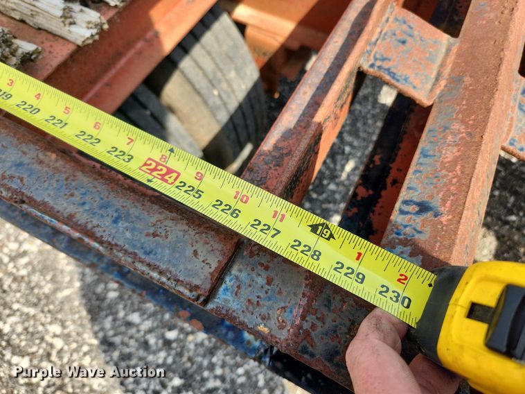 image for item MW9627 2005 Belshe  equipment trailer