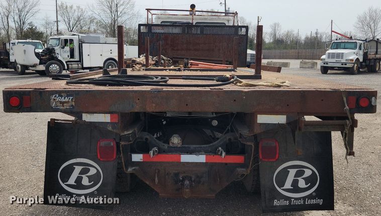 image for item MW9629 1992 Freightliner FL70  flatbed truck