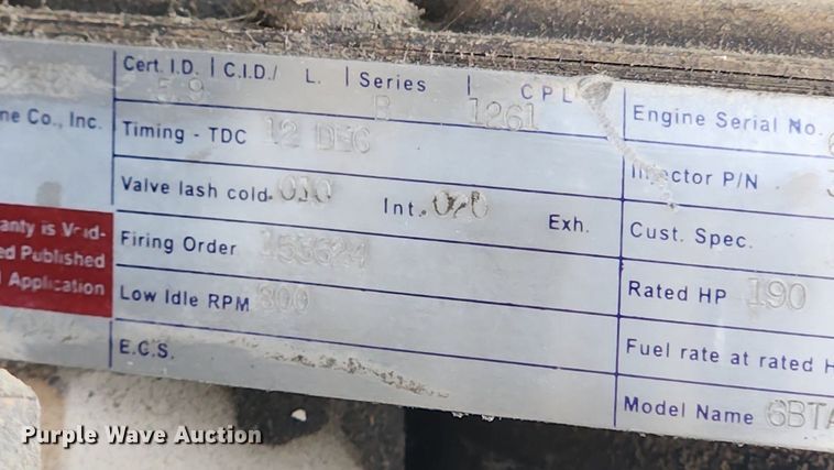 image for item MW9629 1992 Freightliner FL70  flatbed truck