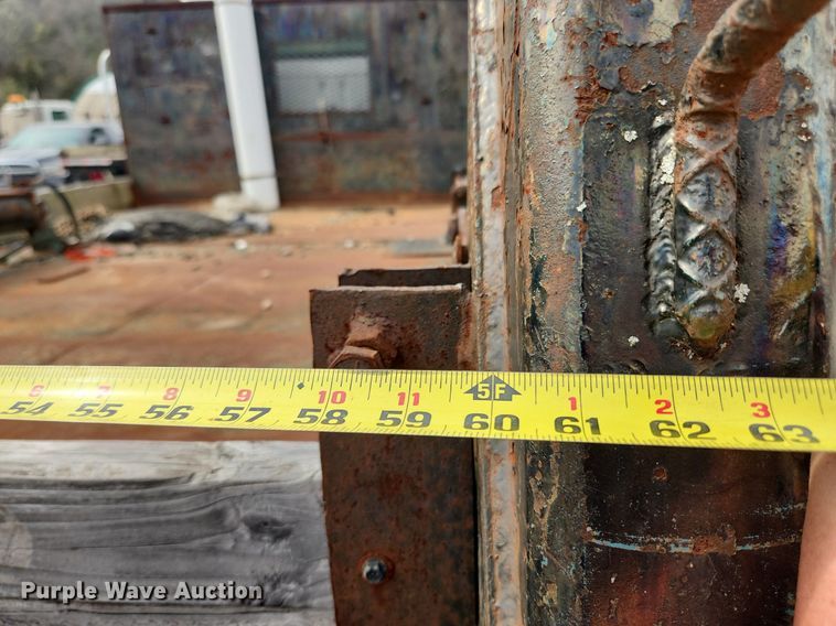 image for item MW9630 1997 International 8100  flatbed truck