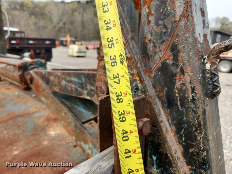 image for item MW9630 1997 International 8100  flatbed truck