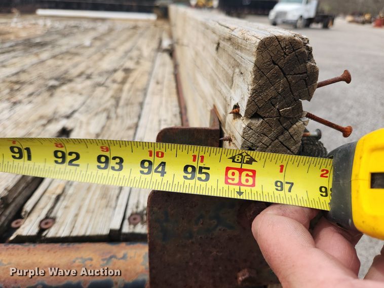 image for item MW9632 1996 International 4700  flatbed truck