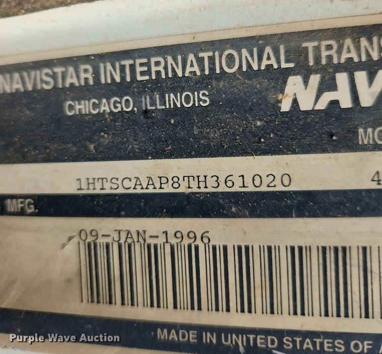 image for item MW9632 1996 International 4700  flatbed truck