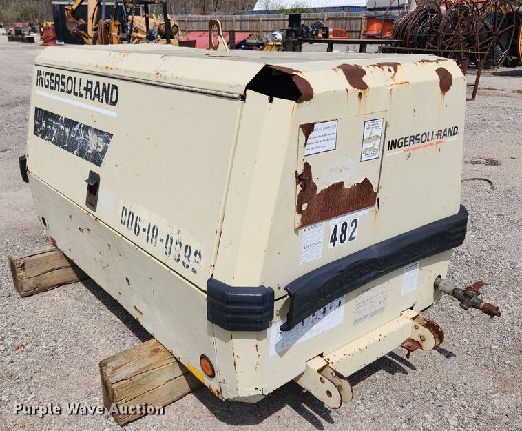 image for item MW9634 2000 Ingersoll Rand P185JWD  air compressor