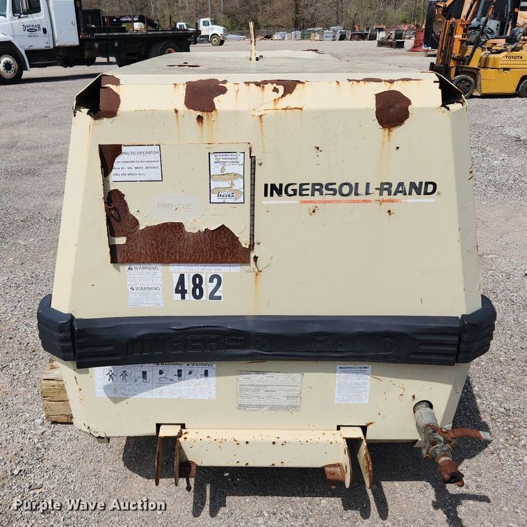 image for item MW9634 2000 Ingersoll Rand P185JWD  air compressor
