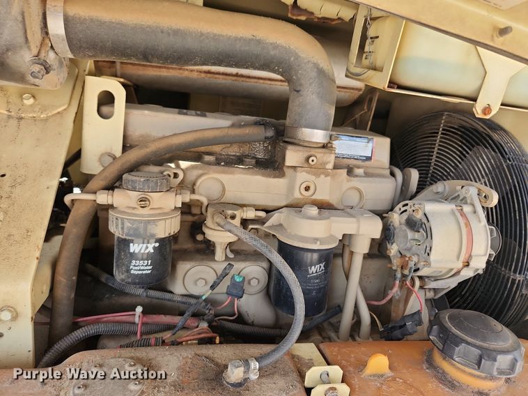 image for item MW9634 2000 Ingersoll Rand P185JWD  air compressor