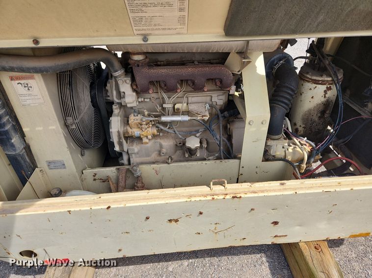 image for item MW9634 2000 Ingersoll Rand P185JWD  air compressor