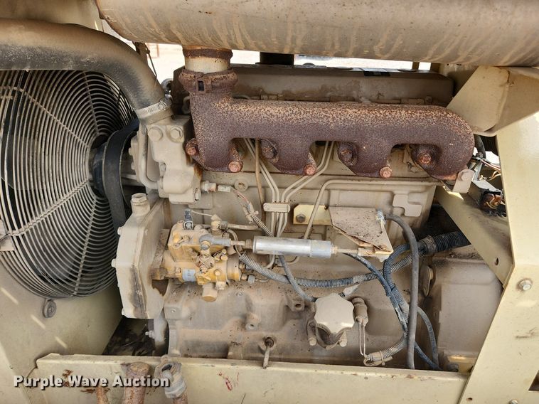 image for item MW9634 2000 Ingersoll Rand P185JWD  air compressor