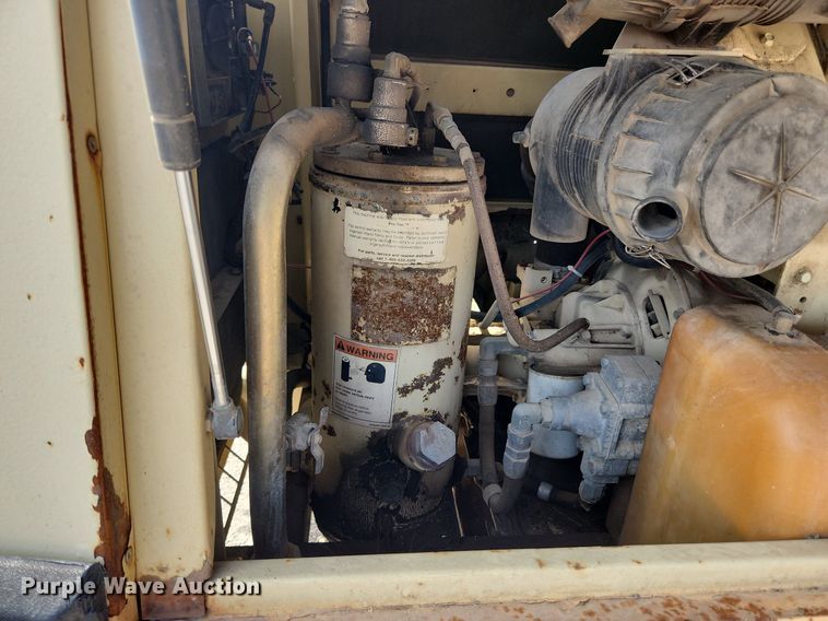 image for item MW9634 2000 Ingersoll Rand P185JWD  air compressor