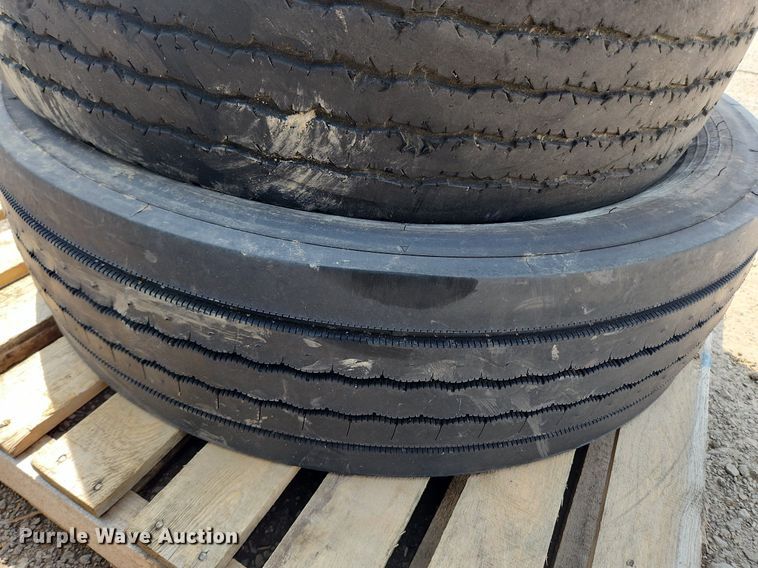 image for item MW9635 (9) tires