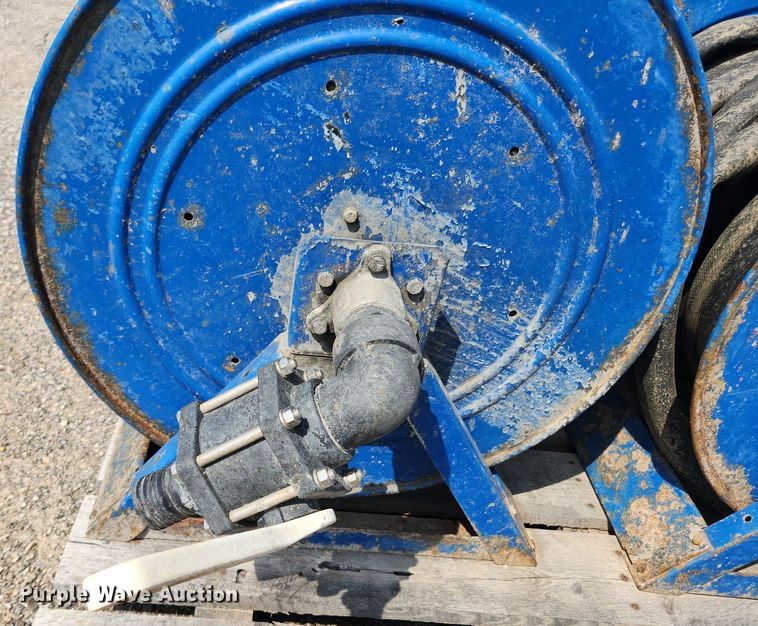 image for item MW9636 (2) hose reels