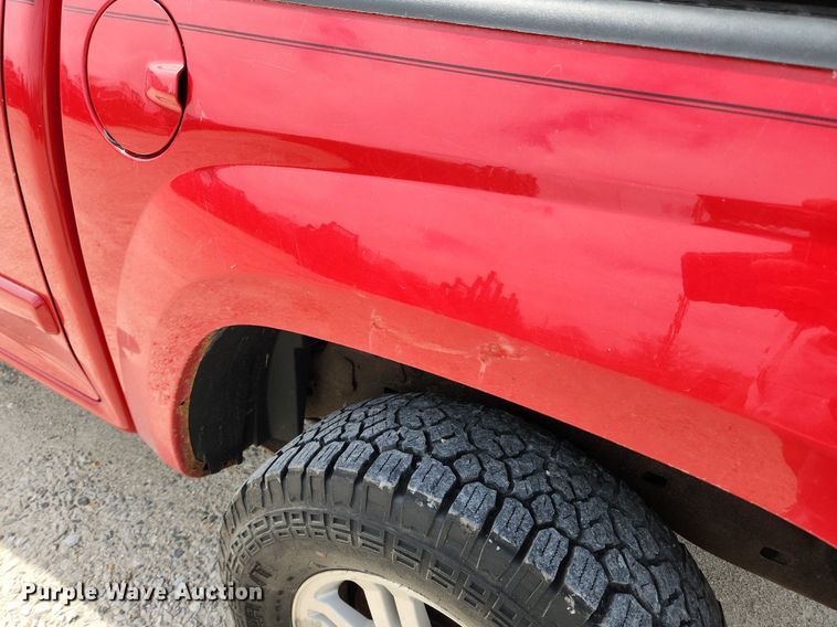 image for item MW9648 2009 GMC Canyon SLE  Crew Cab pickup truck