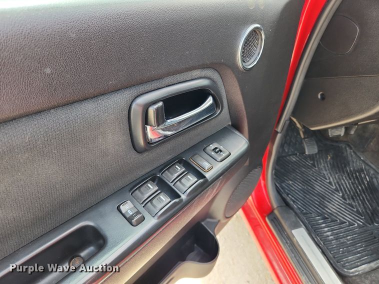 image for item MW9648 2009 GMC Canyon SLE  Crew Cab pickup truck