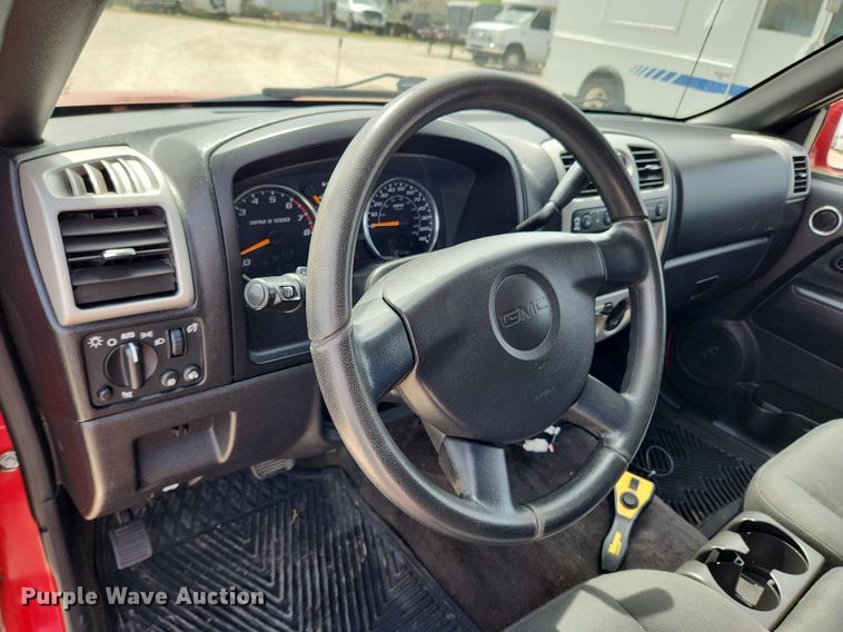 image for item MW9648 2009 GMC Canyon SLE  Crew Cab pickup truck