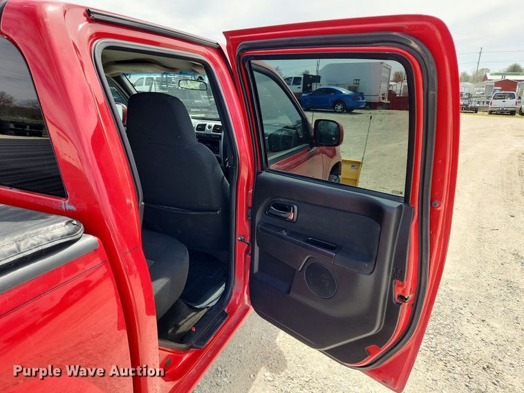 image for item MW9648 2009 GMC Canyon SLE  Crew Cab pickup truck