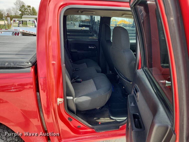 image for item MW9648 2009 GMC Canyon SLE  Crew Cab pickup truck