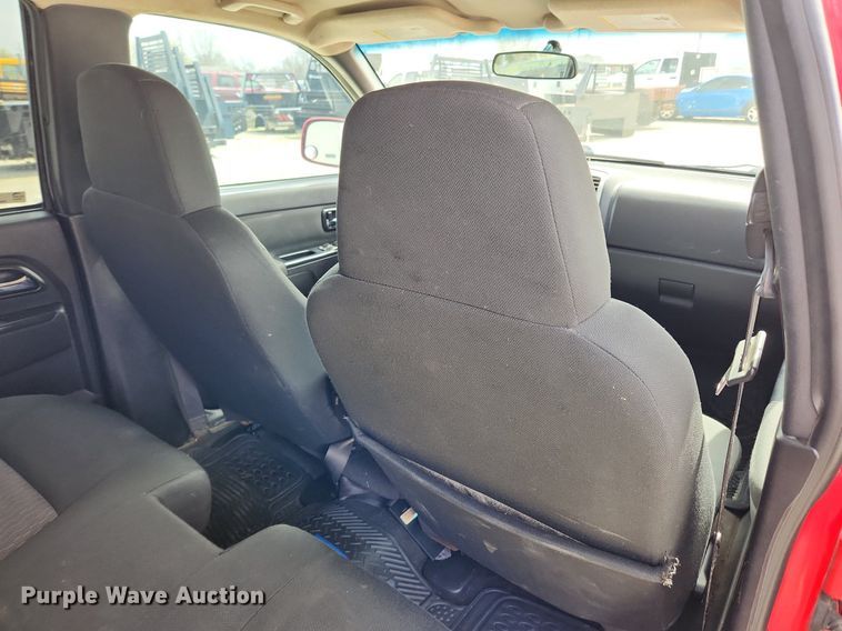 image for item MW9648 2009 GMC Canyon SLE  Crew Cab pickup truck