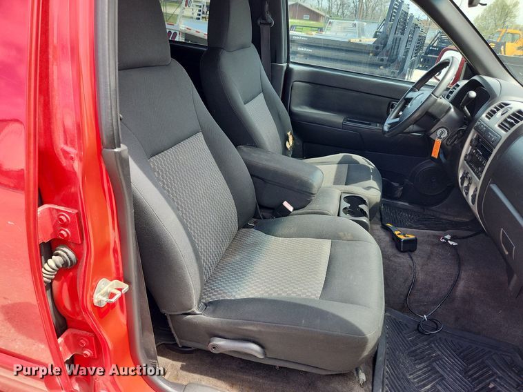 image for item MW9648 2009 GMC Canyon SLE  Crew Cab pickup truck