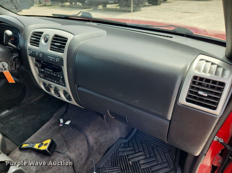 image for item MW9648 2009 GMC Canyon SLE  Crew Cab pickup truck