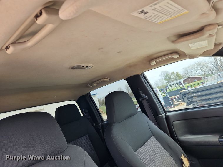 image for item MW9648 2009 GMC Canyon SLE  Crew Cab pickup truck