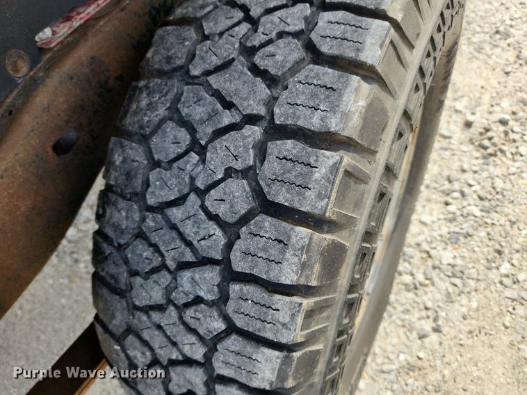 image for item MW9648 2009 GMC Canyon SLE  Crew Cab pickup truck