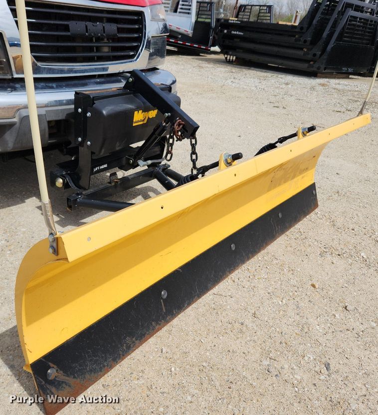 image for item MW9648 2009 GMC Canyon SLE  Crew Cab pickup truck