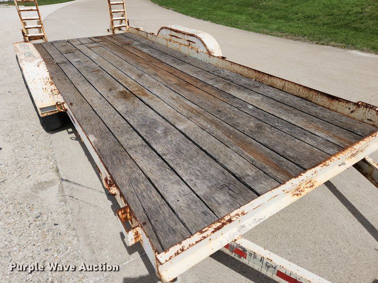 image for item MW9650 2012 Cronkhite  equipment trailer