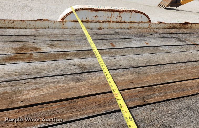 image for item MW9650 2012 Cronkhite  equipment trailer