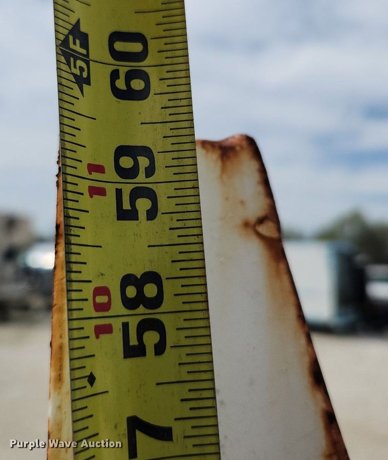 image for item MW9650 2012 Cronkhite  equipment trailer