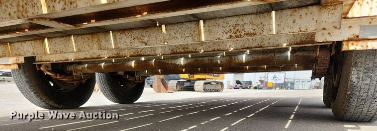 image for item MW9650 2012 Cronkhite  equipment trailer