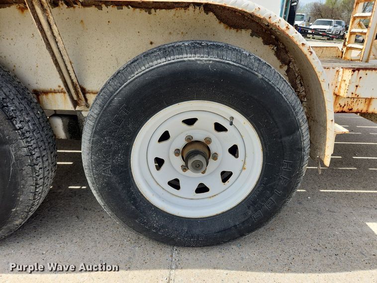 image for item MW9650 2012 Cronkhite  equipment trailer