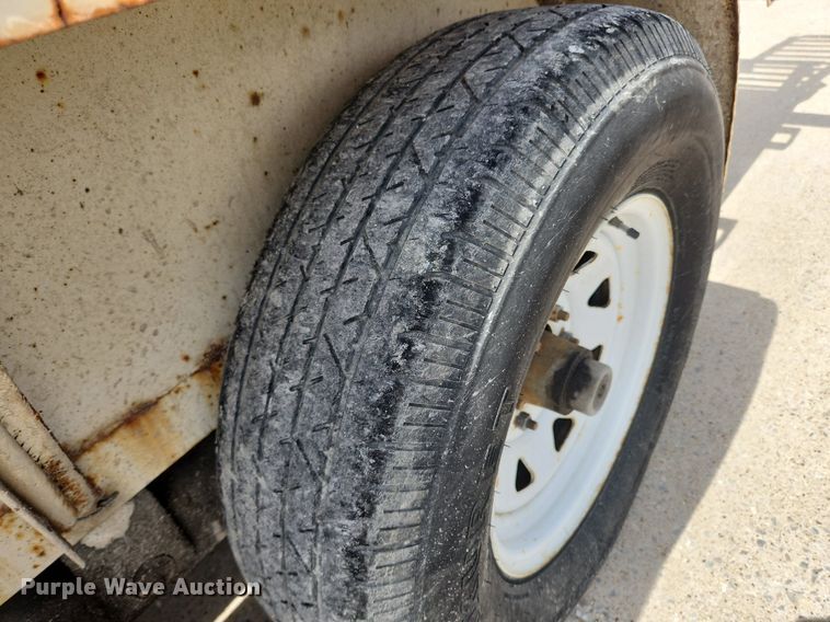 image for item MW9650 2012 Cronkhite  equipment trailer