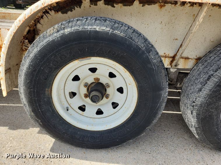 image for item MW9650 2012 Cronkhite  equipment trailer