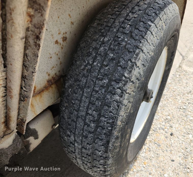 image for item MW9650 2012 Cronkhite  equipment trailer