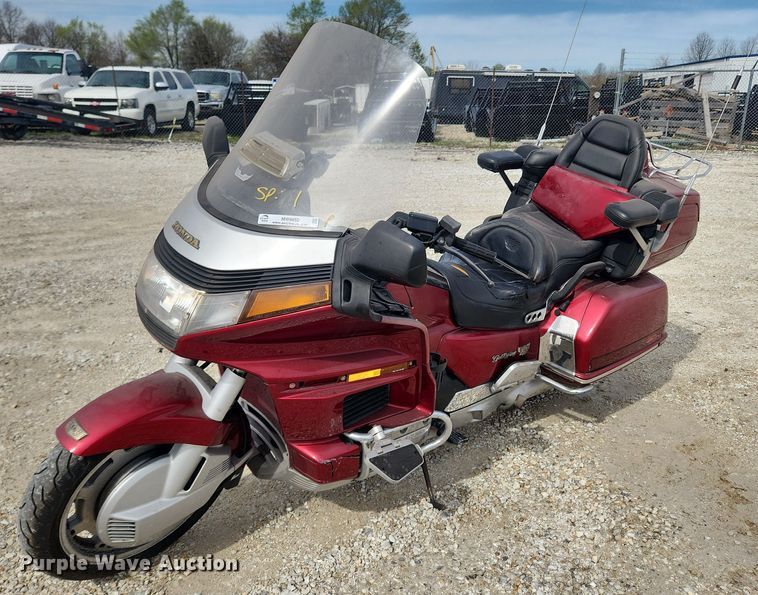 image for item MW9652 1992 Honda Goldwing GL1500  motorcycle