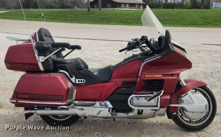 image for item MW9652 1992 Honda Goldwing GL1500  motorcycle