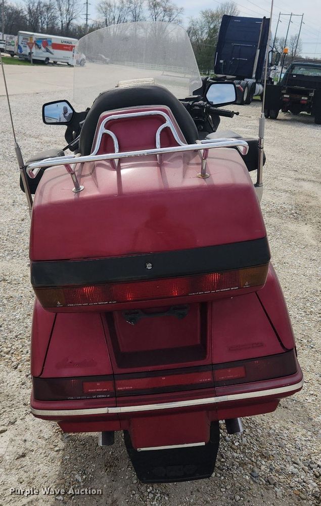 image for item MW9652 1992 Honda Goldwing GL1500  motorcycle