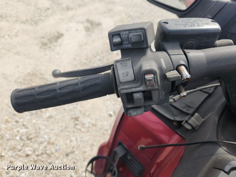 image for item MW9652 1992 Honda Goldwing GL1500  motorcycle