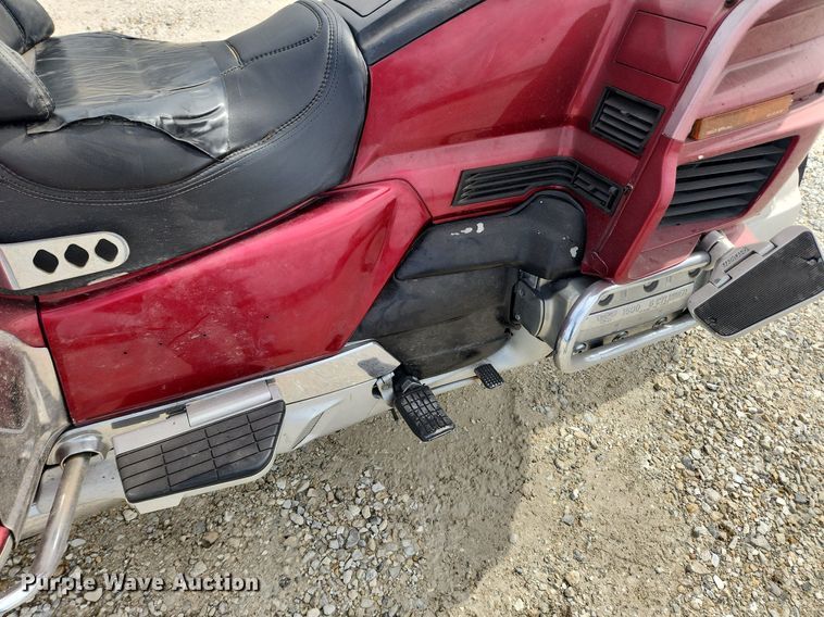 image for item MW9652 1992 Honda Goldwing GL1500  motorcycle