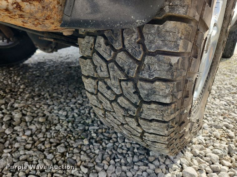 image for item MW9655 2000 Chevrolet S10  Ext. Cab pickup truck