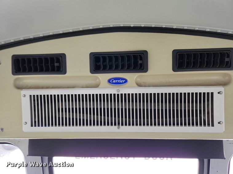 image for item MW9659 2007 GMC Savana  school bus