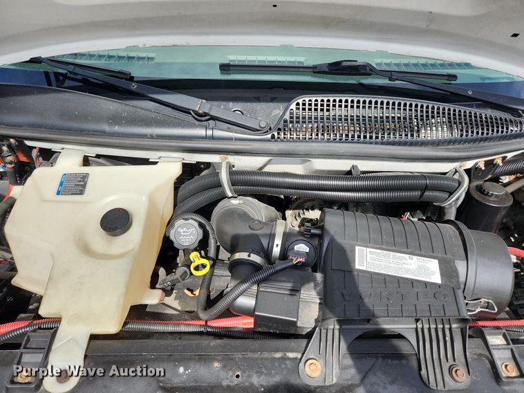 image for item MW9659 2007 GMC Savana  school bus