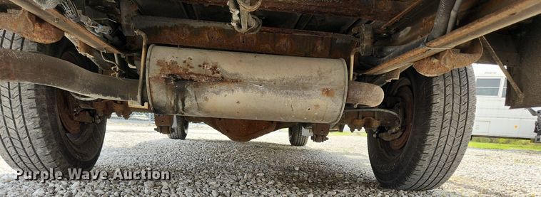 image for item MW9659 2007 GMC Savana  school bus