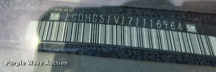 image for item MW9659 2007 GMC Savana  school bus