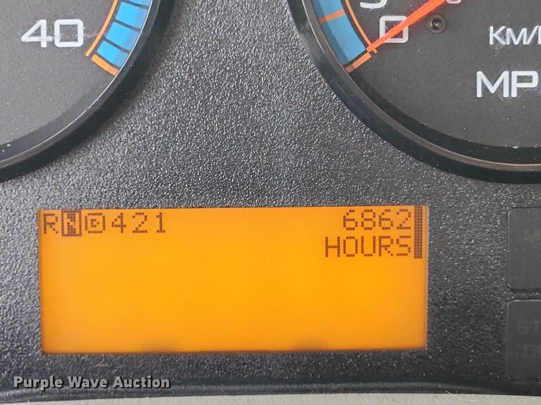 image for item MW9661 2017 International DuraStar 4300  box truck