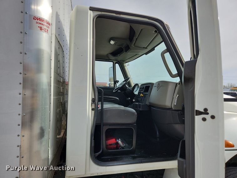 image for item MW9661 2017 International DuraStar 4300  box truck