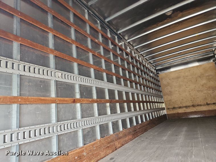 image for item MW9661 2017 International DuraStar 4300  box truck