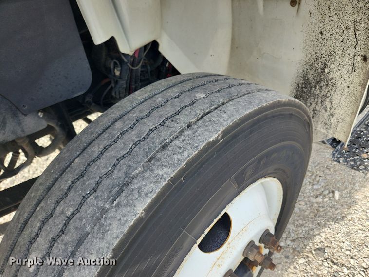 image for item MW9661 2017 International DuraStar 4300  box truck