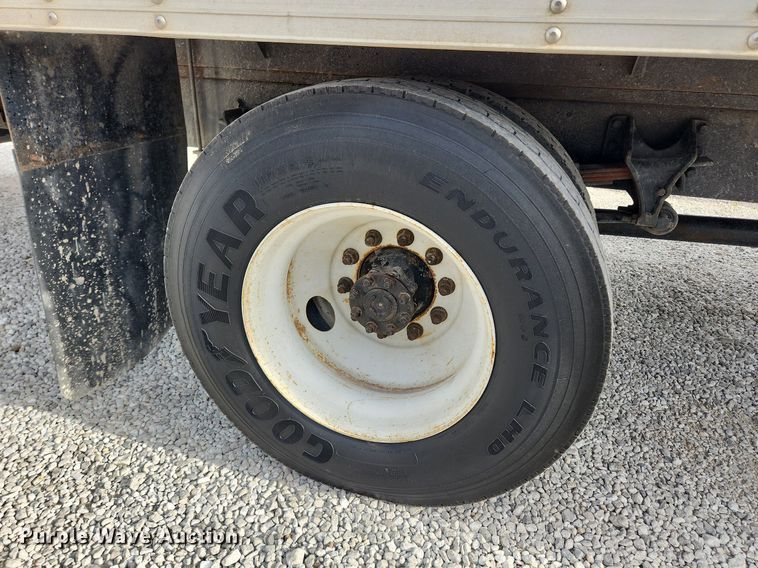 image for item MW9661 2017 International DuraStar 4300  box truck