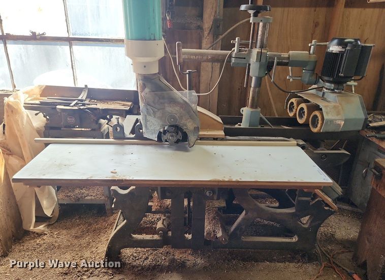 image for item MW9689 Rowley & Hermance  4" sticker molder